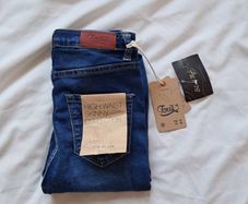 Toxik 3 high waist skinny jeans size 26/29 brand new with tags