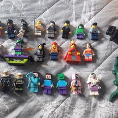 Lego minifigs mixed sets x 24