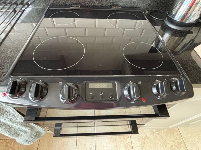Zanussi free standing oven