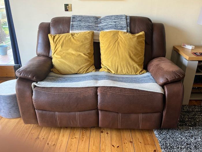2 seater recliner sofa