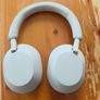 Sony xm-5 headphones Image 2