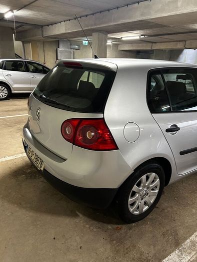 Volkswagen Golf '05 - Very Low Mileage