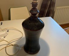 Table lamp