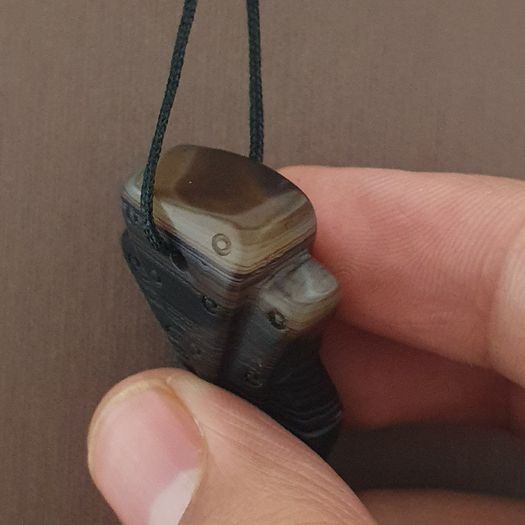 Vintage Natural Pattern Eyes Agate Arrow Shape Pendant Amulet
