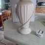 VINTAGE  CERAMIC table LAMP with shade in working order. Image 2