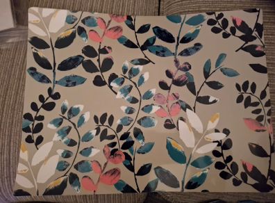 8 Place mats