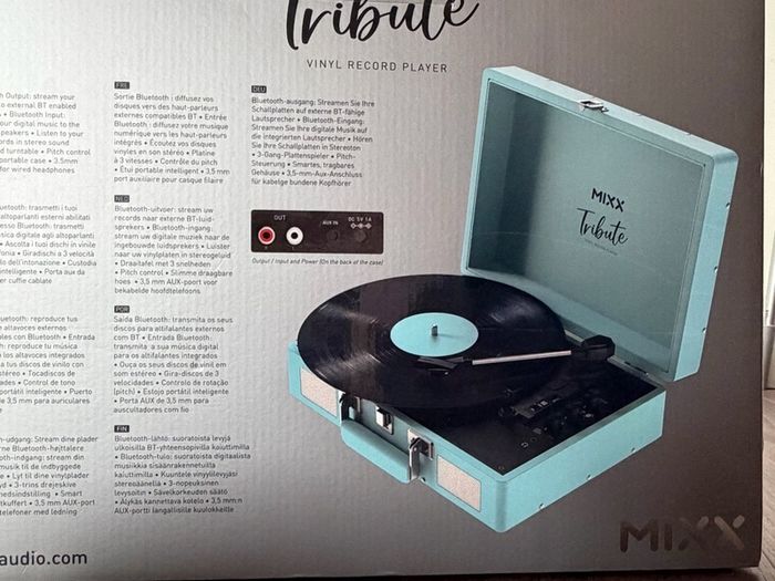 Mixx Tribute Vinyl Record Player