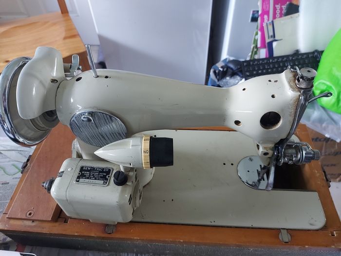 Vintage Lucia Sewing Machine for parts or repair