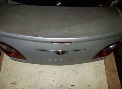 boot lid sebring with lights