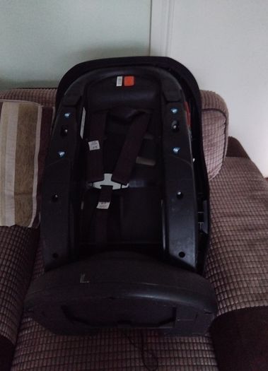 child's car seat