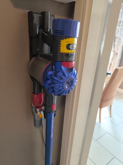 Dyson V7 Motorhead Cordless vacume cleaner