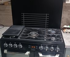 cuisine master electric oven and gas hob