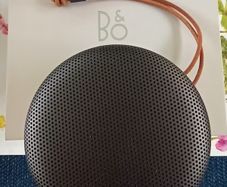 Bang & Olufsen - Beosound A1 3rd Gen