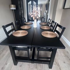 Dining room table & chairs