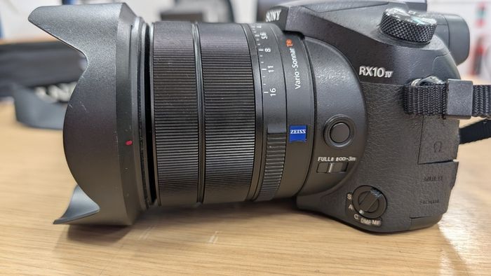 Sony Cyber-shot RX10 IV