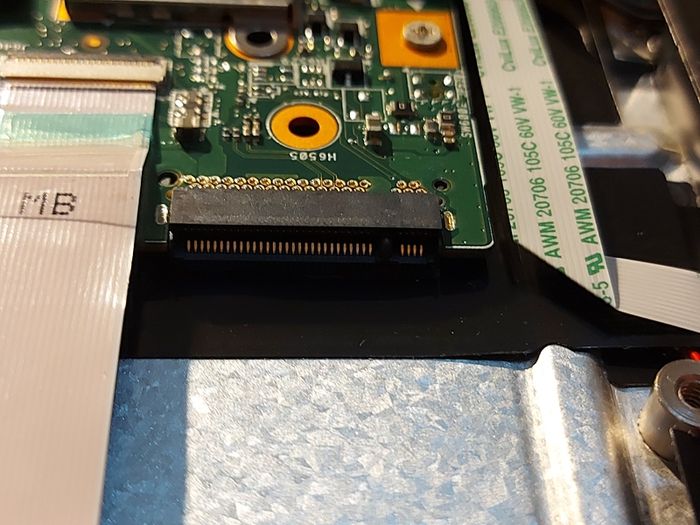 Acer Aspire R14, in excellent cosmetic condition, for parts or repair, No SSD or RAM, everything else is good