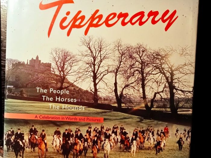 2003. Tipperary. The People. The Horses. The Hounds.