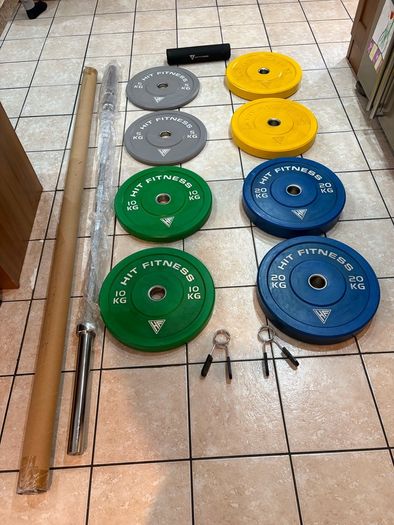 Olympic Coloured Bumper Weight Plates, 7 Foot Full Length Olympic Barbell, Collars + Squar Pad!