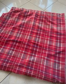 Red tartan curtains 87 inches height, 160 inches widths oh