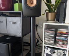 Kef Ls50 Meta +  Kef S2 Stands