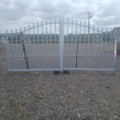 High Quality Galvanised Main Gate  3.4m x 1.25m
