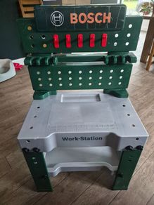 Tool bench