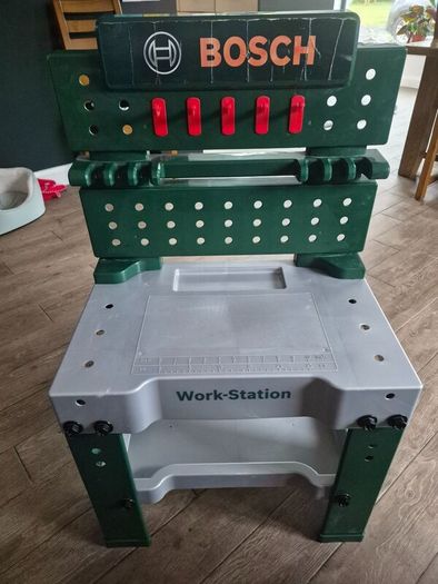 Tool bench