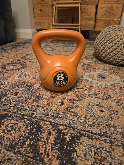 8 kg Kettlebell