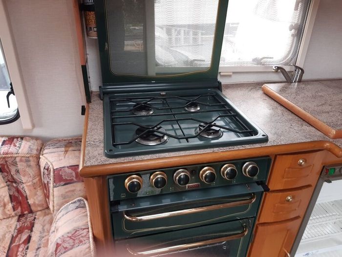 Caravan Elddis Tornado