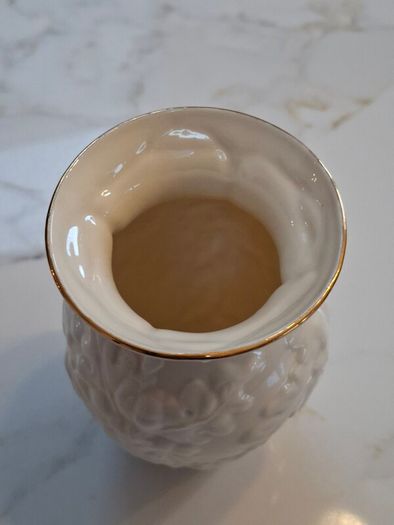 belleek vase