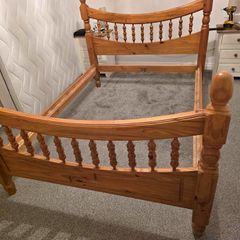 Fabulous Very Solid 4Ft 6 Double Bed Frame - Can Deliver