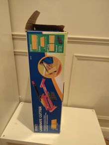 Laminate flooring cutter