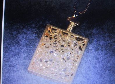 18ct Gold Plated Floating Charm pendant