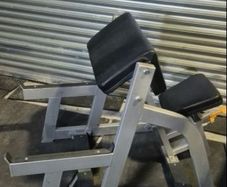 Seated armcurl bench