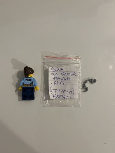 Lego City Police Officer minifigure