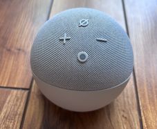 Alexa Echo Dot (5th Gen) - smart speaker