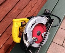 DeWalt DWE560 Circular Saw 1350W 65mm Cut Heavy Duty Tool - Good Condition