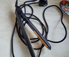 Remington hair straightener