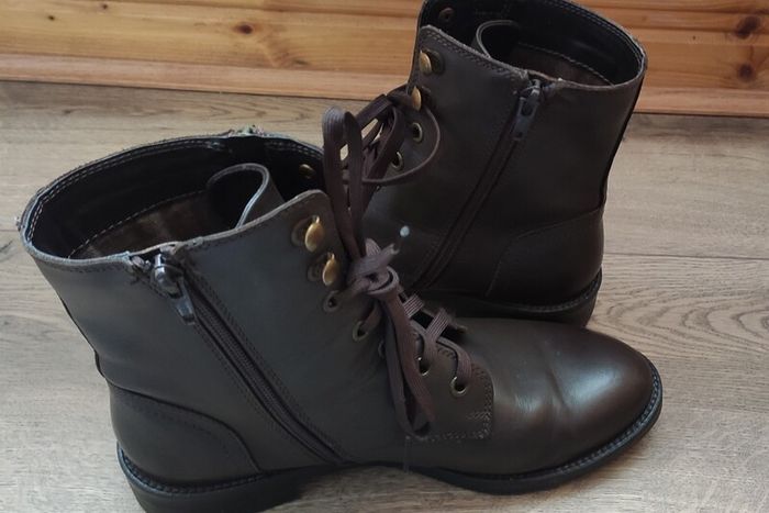 S. Oliver leather ankle boots size 39/6