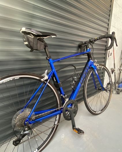2016 Giant Defy 2 : Dark Blue Bike
