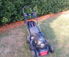 Hyundai Prolawn Self Drive Lawnmower