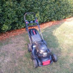 Hyundai Prolawn Self Drive Lawnmower