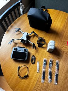 DJI Mini 4 Pro Fly More Combo