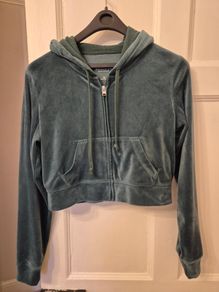Hollister green cropped hoodie