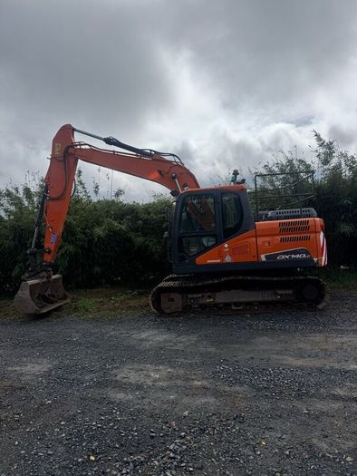 Doosan DX 140