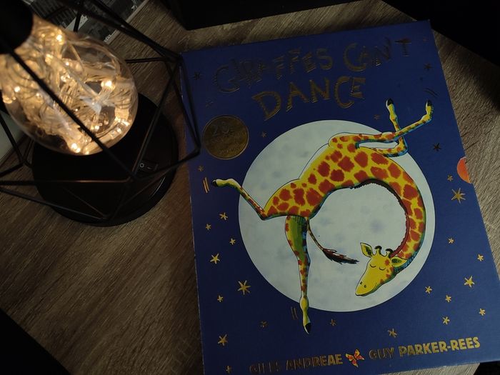 Giraffes Can't Dance ! 20th Anniversary Limited Edition ! Beautiful Hardcover ! 2018 ! by Orchard Books !