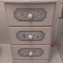 Bedside bathroom locker / Chest of drawers