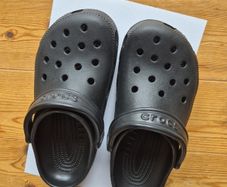 Crocs - As New - Black - UK 4-5 EU 37-38 M5 W7