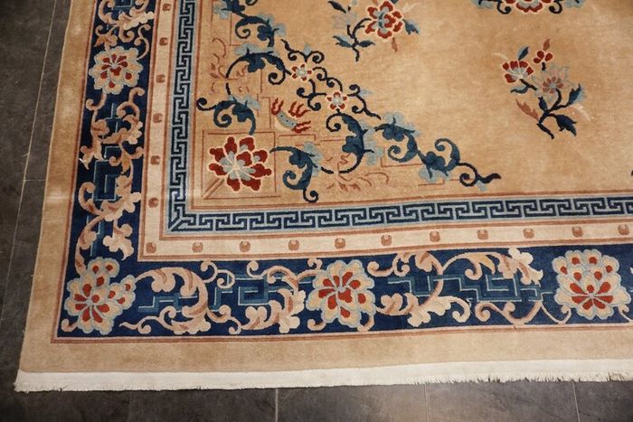 Aubusson Rug China 266 x 263 cm ( ArtDSq)
