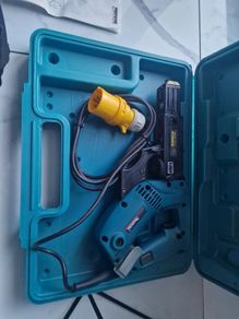 makita nail gun